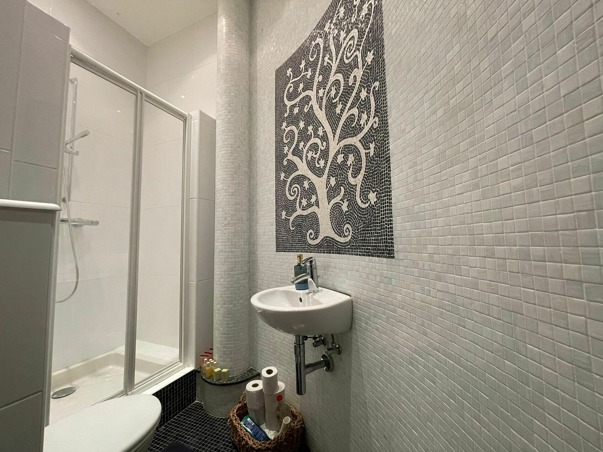 Image 6